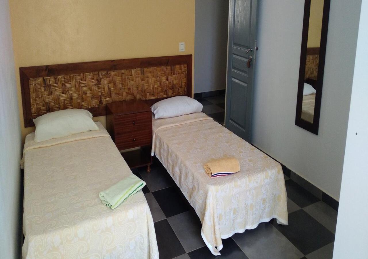 Kolina D'Sol Bed & Breakfast Понта до Сол Екстериор снимка